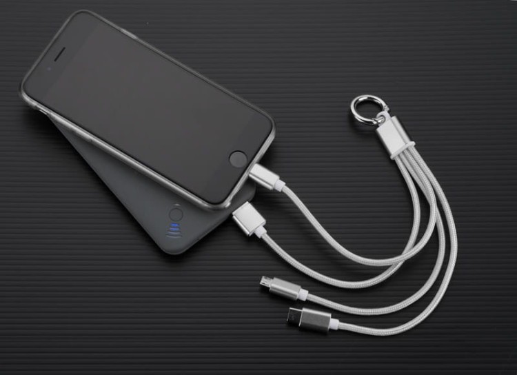 Kabel USB 3 w 1 TAUS srebrny