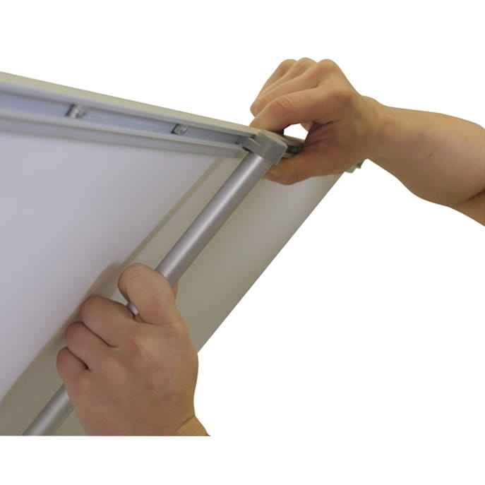 Orient Roll-up 150 x 200 cm rolled advertising stand with a printout